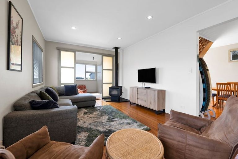 Photo of property in 22 Downe Street, New Plymouth, 4310