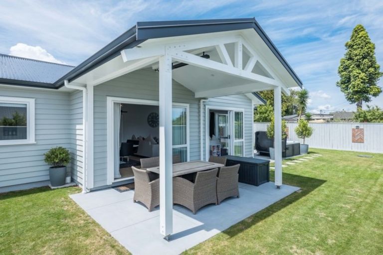Photo of property in 316a Te Moana Road, Waikanae, 5036