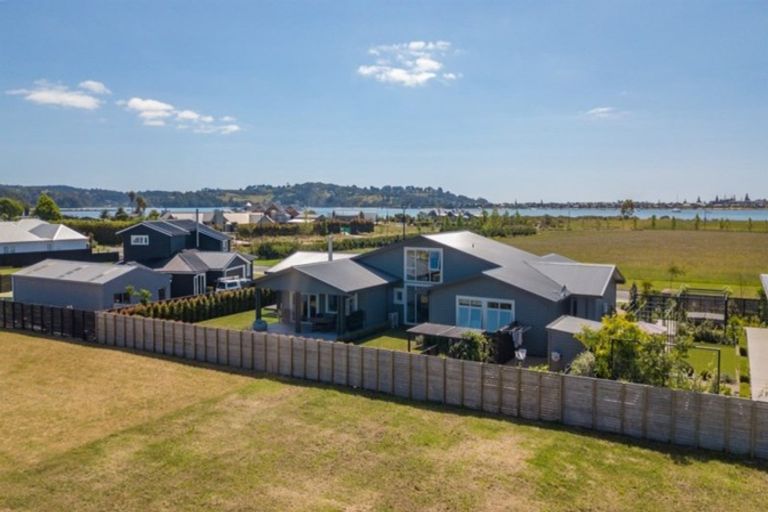 Photo of property in 7 Shearwater Lane, Point Wells, 0986