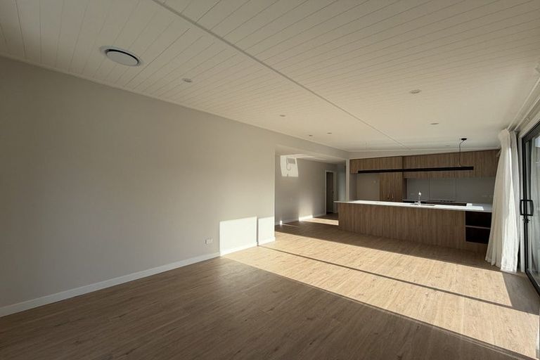 Photo of property in 6 Rowe Drive, Jacks Point, 9371