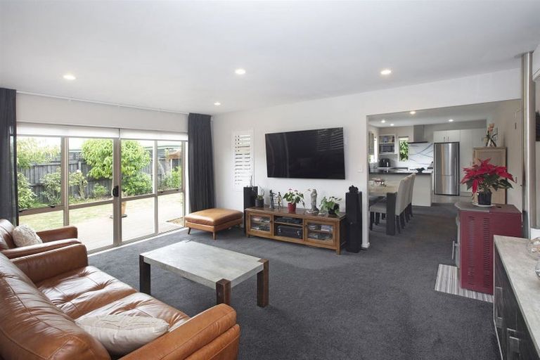 Photo of property in 7 Ashtead Lane, Sockburn, Christchurch, 8042