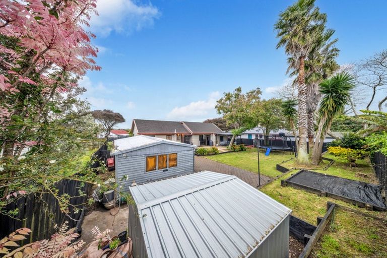 Photo of property in 5 Leven Lane, Totara Heights, Auckland, 2105
