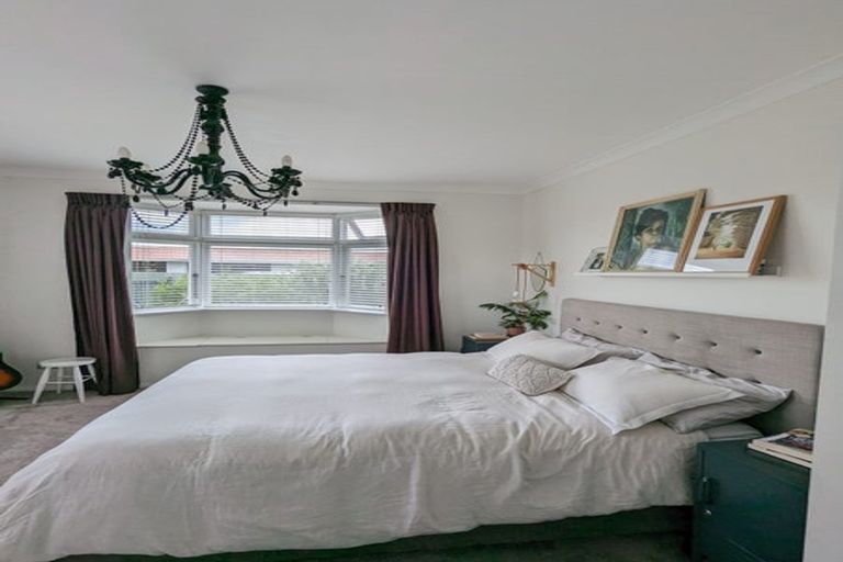 Photo of property in 50 Hollis Road, Paraparaumu Beach, Paraparaumu, 5032
