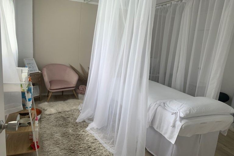 Photo of property in 30a Main Road, Tirau, 3410