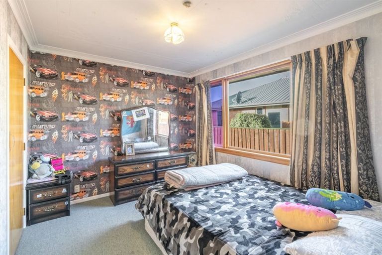 Photo of property in 98 Edinburgh Crescent, Waikiwi, Invercargill, 9810