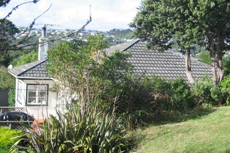 Photo of property in 73 Ironside Road, Johnsonville, Wellington, 6037