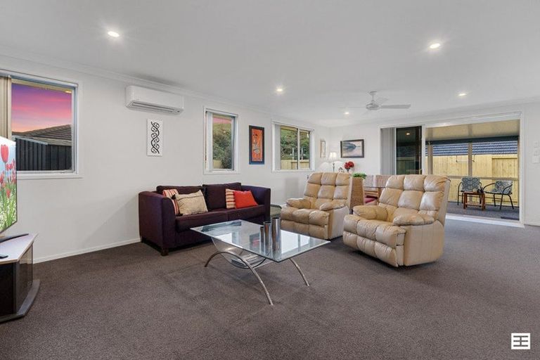 Photo of property in 170 Ballintoy Park Drive, Welcome Bay, Tauranga, 3175