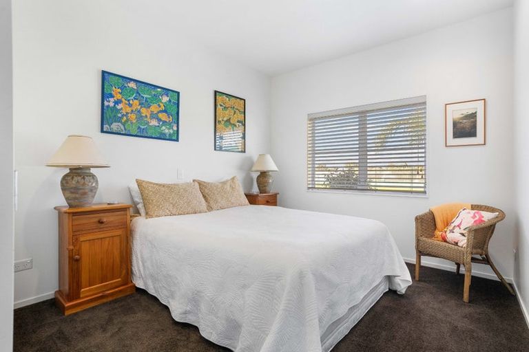 Photo of property in 13 Coutts Road, Pauanui, Hikuai, 3579