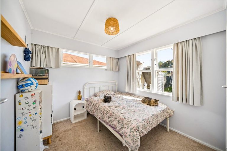 Photo of property in 21 Kayes Road, Pukekohe, 2120