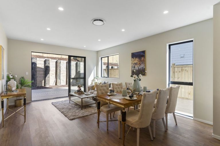 Photo of property in 32 Grand Ridge Avenue, Flat Bush, Auckland, 2019