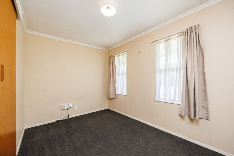 Photo of property in 21 Paradise Place, Milson, Palmerston North, 4414