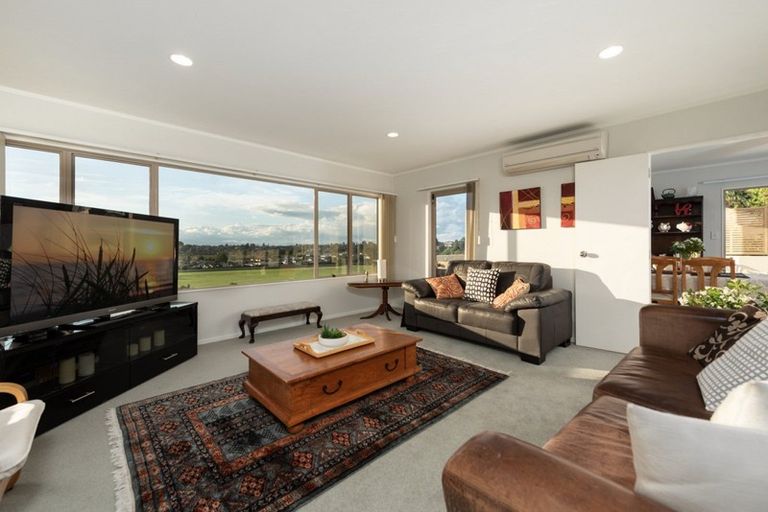 Photo of property in 2 Worsley Way, Bellevue, Tauranga, 3110