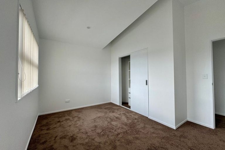 Photo of property in 86 Priestley Drive, Bucklands Beach, Auckland, 2014