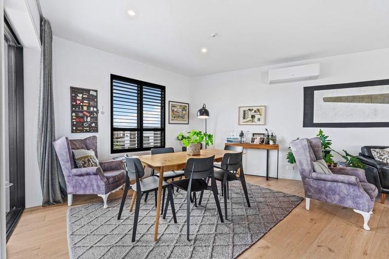 Photo of property in 3/85 Bomb Point Drive, Hobsonville, Auckland, 0616