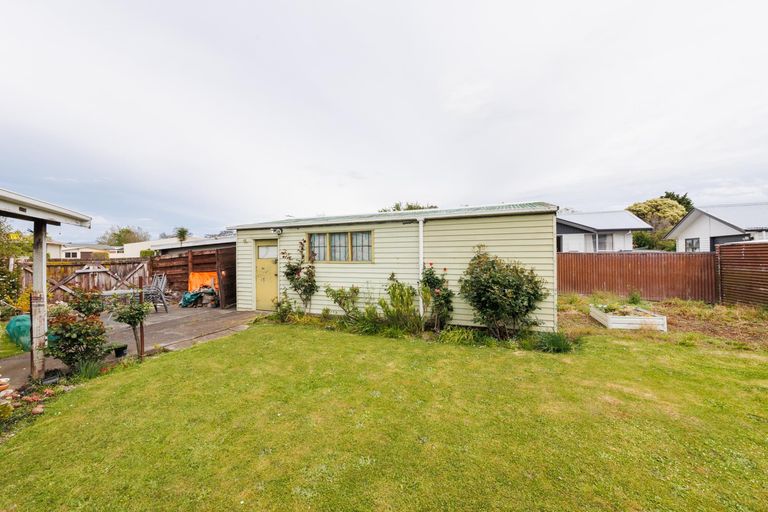 Photo of property in 1 Turakina Street, Westbrook, Palmerston North, 4412