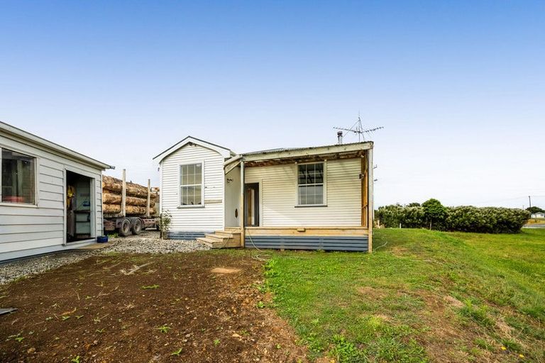 Photo of property in 8 Egmont Street, Normanby, Hawera, 4614
