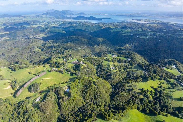 Photo of property in 839 Owhiwa Road, Parua Bay, Onerahi, 0192