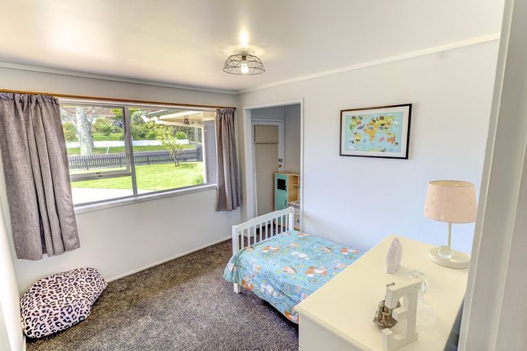 Photo of property in 32 Livingstone Avenue, Nawton, Hamilton, 3200