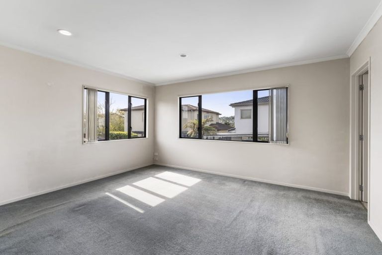 Photo of property in 24 Sheddings Lane, East Tamaki, Auckland, 2016