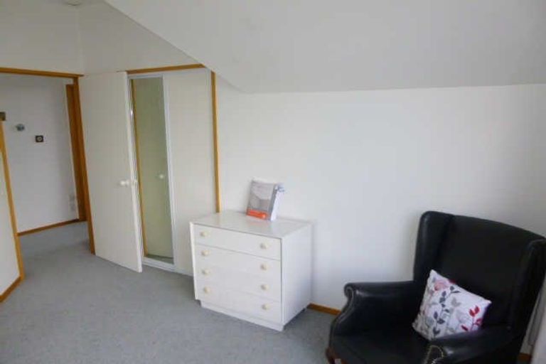 Photo of property in 1/21 Huntingdon Place, Avonhead, Christchurch, 8042