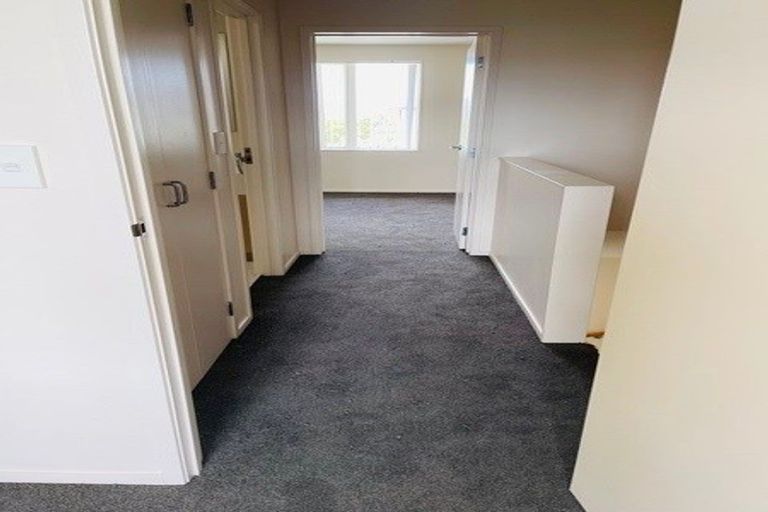 Photo of property in 3/23 Opito Way, East Tamaki, Auckland, 2013