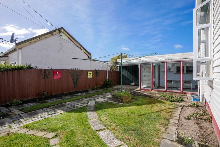Photo of property in 45 Cutten Street, South Dunedin, Dunedin, 9012