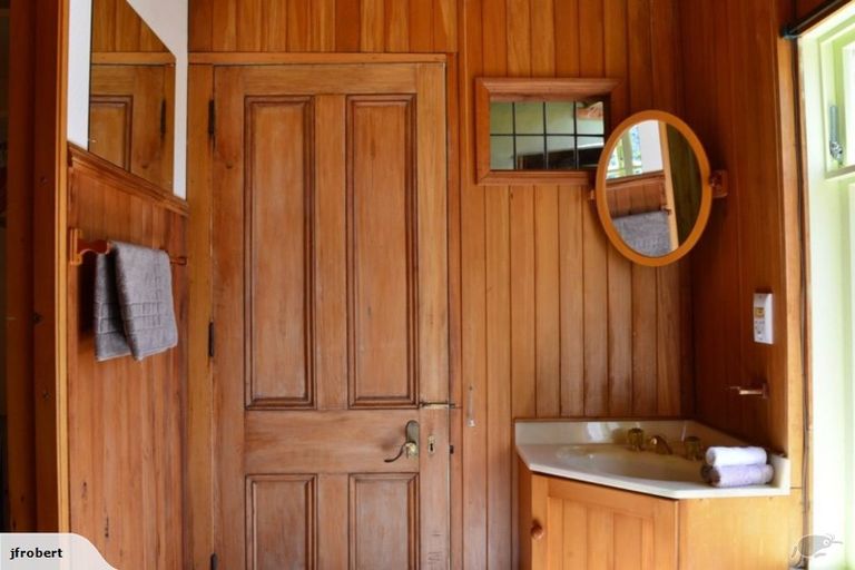 Photo of property in 105 Marahau Valley Road, Marahau, Motueka, 7197