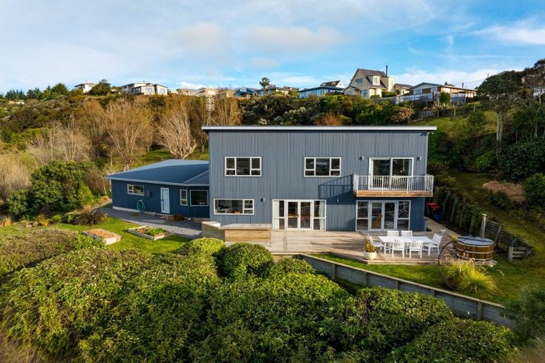 Photo of property in 8 Edna Street, Ocean View, Dunedin, 9035