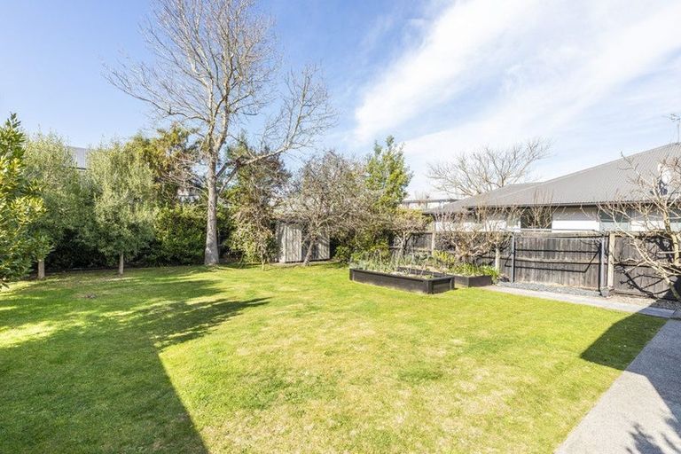 Photo of property in 80 Tomes Road, St Albans, Christchurch, 8052