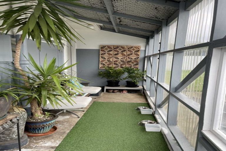 Photo of property in 11 William Benton Street, Featherston, 5710