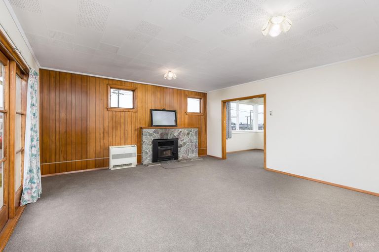Photo of property in 2 Kennedy Crescent, Waimate, 7924