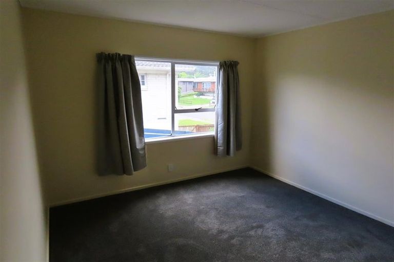 Photo of property in 2 Hinau Street, Pukehangi, Rotorua, 3015