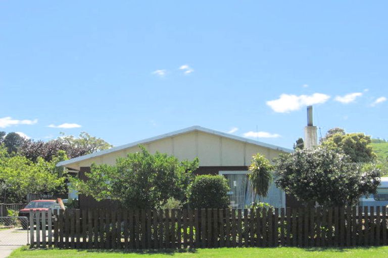 Photo of property in 62 Owen Road, Outer Kaiti, Gisborne, 4010