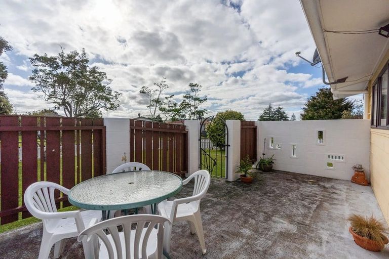 Photo of property in 2 Garden Place, Tikipunga, Whangarei, 0112