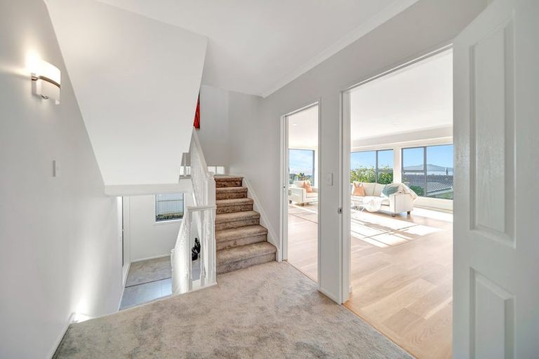 Photo of property in 41 Aberdeen Road, Castor Bay, Auckland, 0620