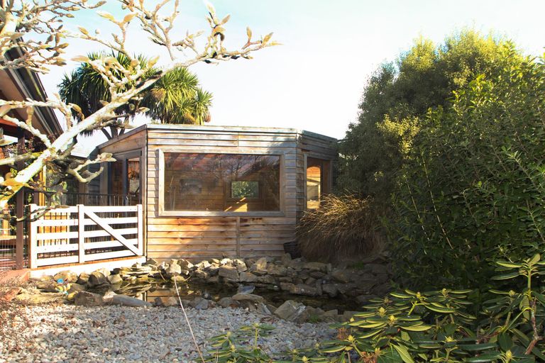 Photo of property in 28 Grove Avenue, Weston, Oamaru, 9401