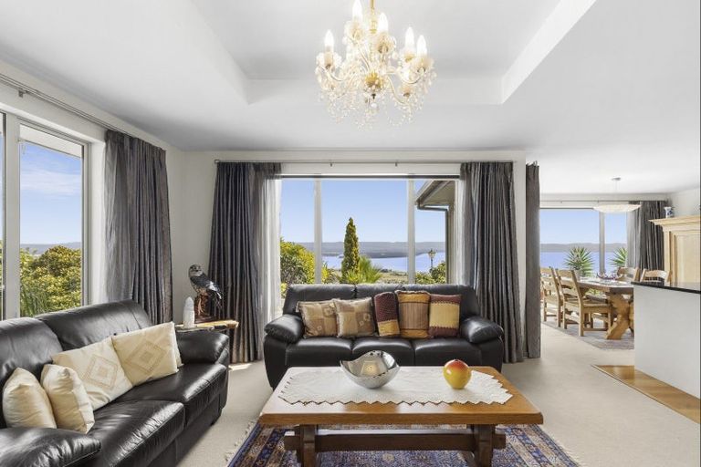 Photo of property in 6 Commodore Place, Britannia Heights, Nelson, 7010