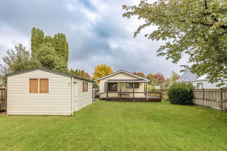 Photo of property in 14 Poihaere Street, Turangi, 3334