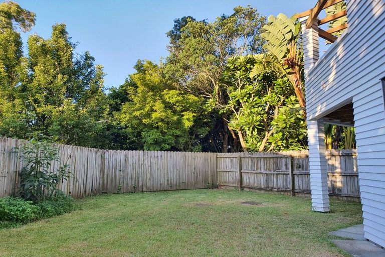 Photo of property in 14/50 Livingstone Street, Westmere, Auckland, 1022