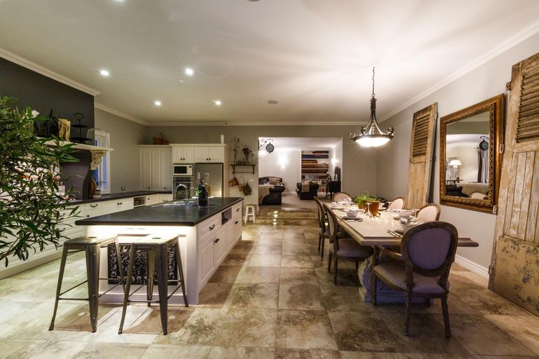 Photo of property in 6 Carlton Avenue, Palmerston North, 4414