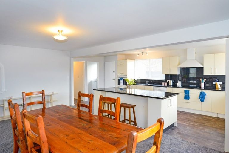 Photo of property in 9 Raleigh Place, Flaxmere, Hastings, 4120