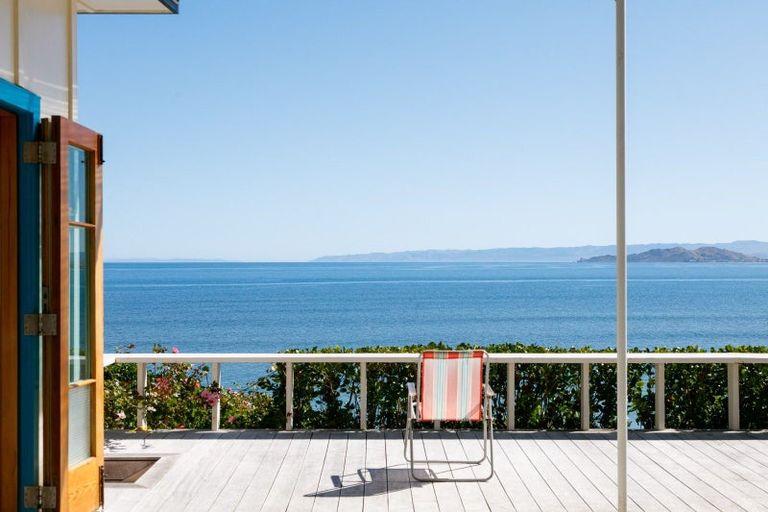 Photo of property in 53 Makorori Beach Road, Makorori, Gisborne, 4073