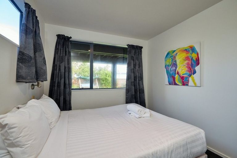 Photo of property in 17 Kotare Place, South Bay, Kaikoura, 7300