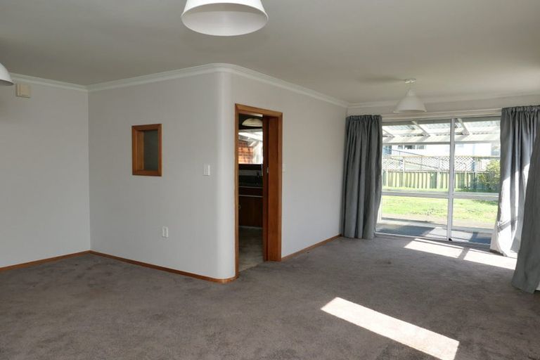 Photo of property in 20 Ngapotiki Street, Paraparaumu Beach, Paraparaumu, 5032