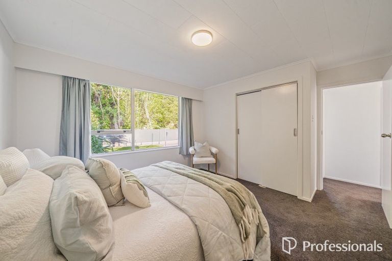 Photo of property in 180 Major Drive, Kelson, Lower Hutt, 5010