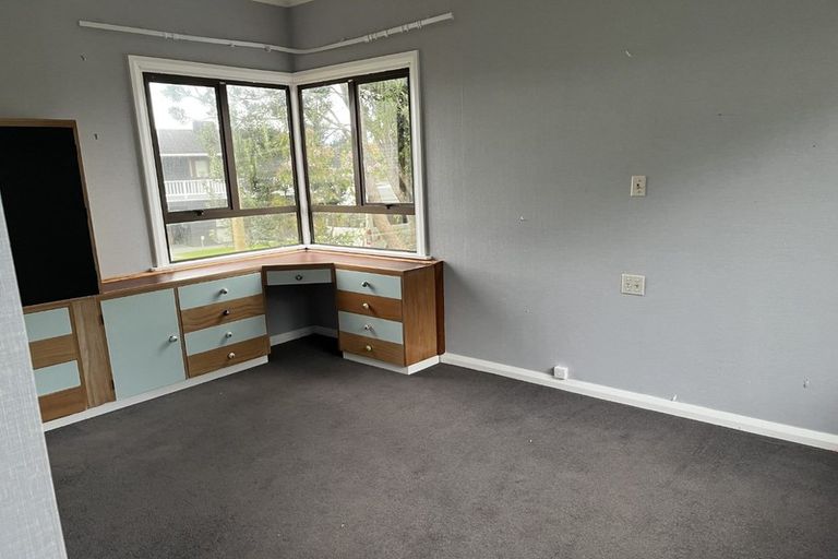 Photo of property in 7 Price Street, Westown, New Plymouth, 4310
