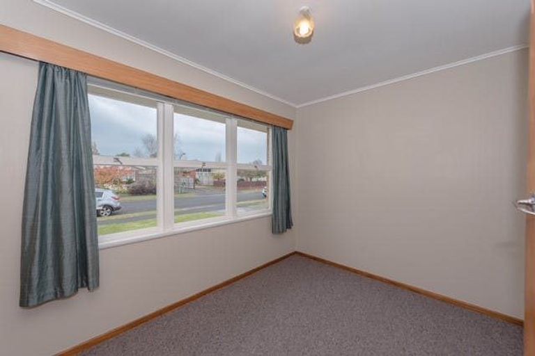 Photo of property in 2 Patricia Avenue, Hamilton East, Hamilton, 3216