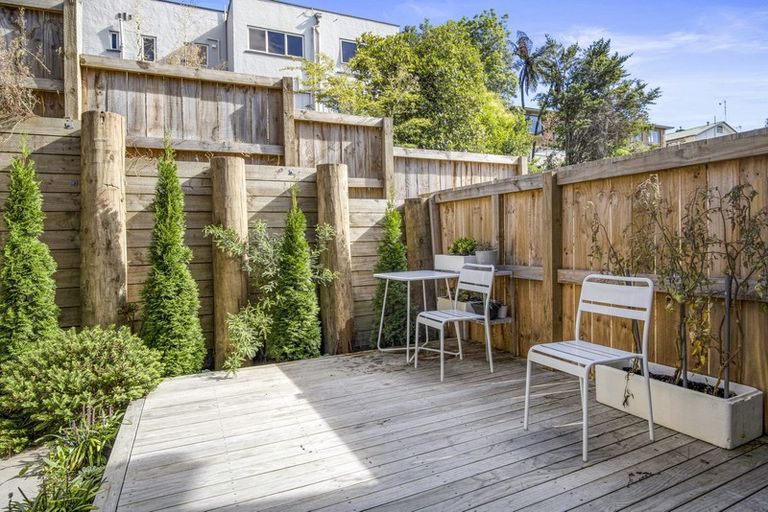 Photo of property in 4/20 Hunter Street, Hamilton Lake, Hamilton, 3204