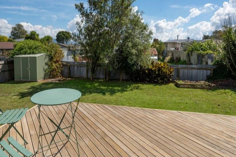 Photo of property in 16 Porikapa Road, Owhata, Rotorua, 3010