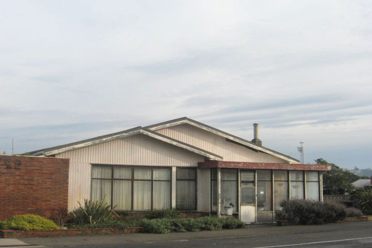 Photo of property in 589 Marine Parade, Napier South, Napier, 4110